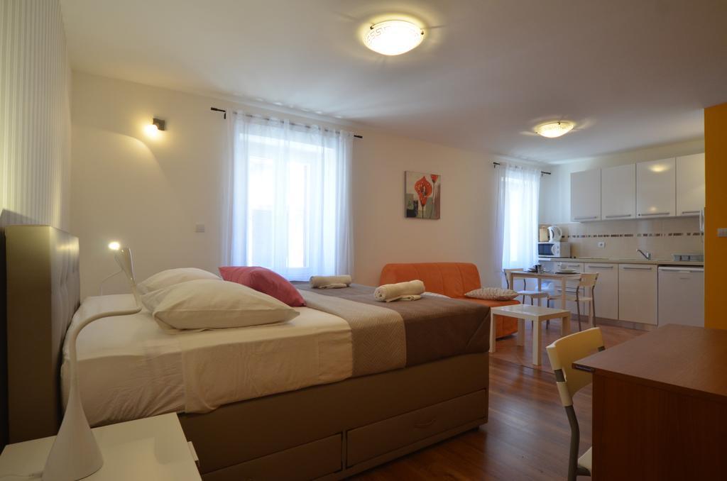 Apartment Casa Nova Rovinj Exterior foto